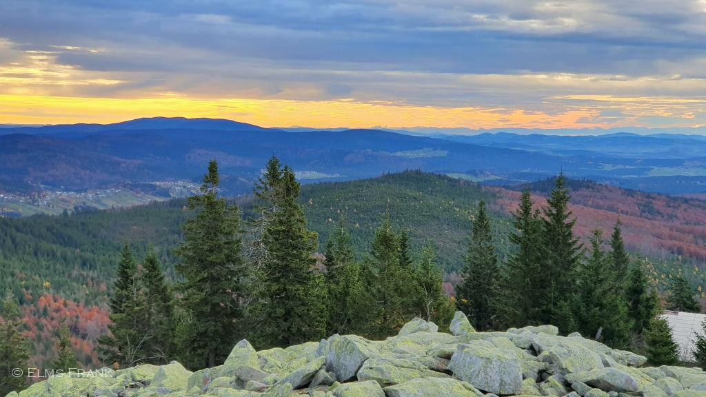 Blick vom Lusen Richtung Alpen